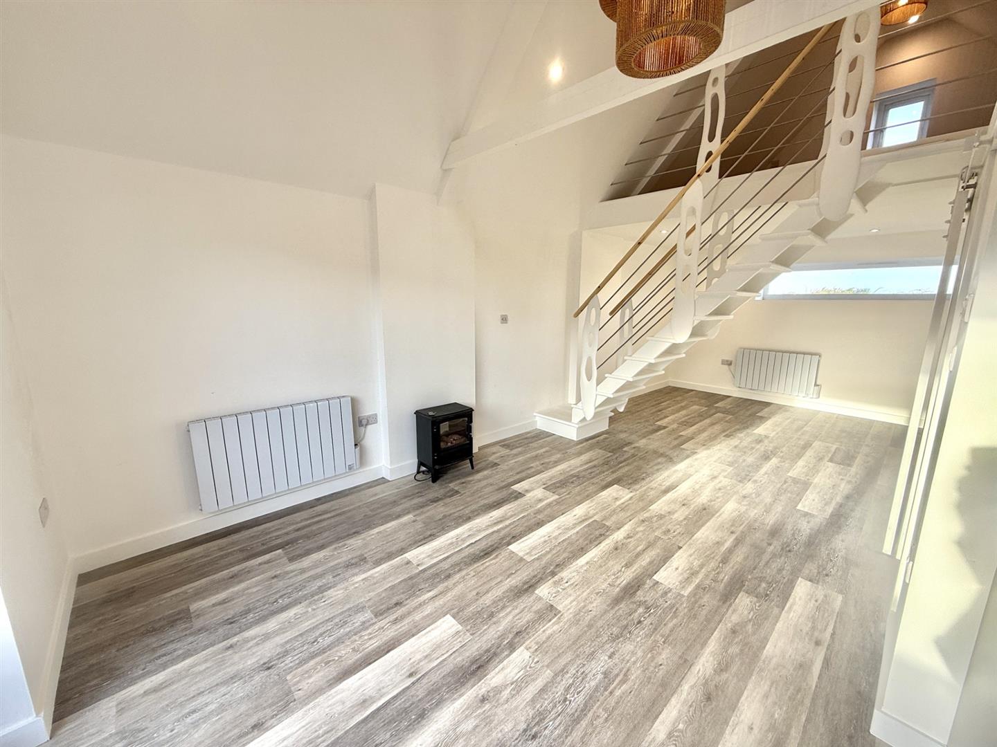 1 Bedroom Apartment. 400 Coast Road in Pevensey,  3